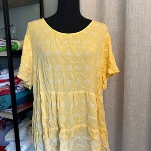 Torrid Yellow and White Babydoll / Peplum Tiered Tunic